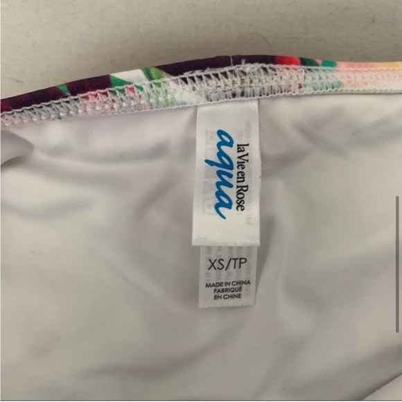 High Waisted Bikini | La Vie En Rose - Picture 5 of 7